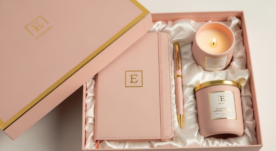 هدیه روز زن به کارمندان سازمان ها